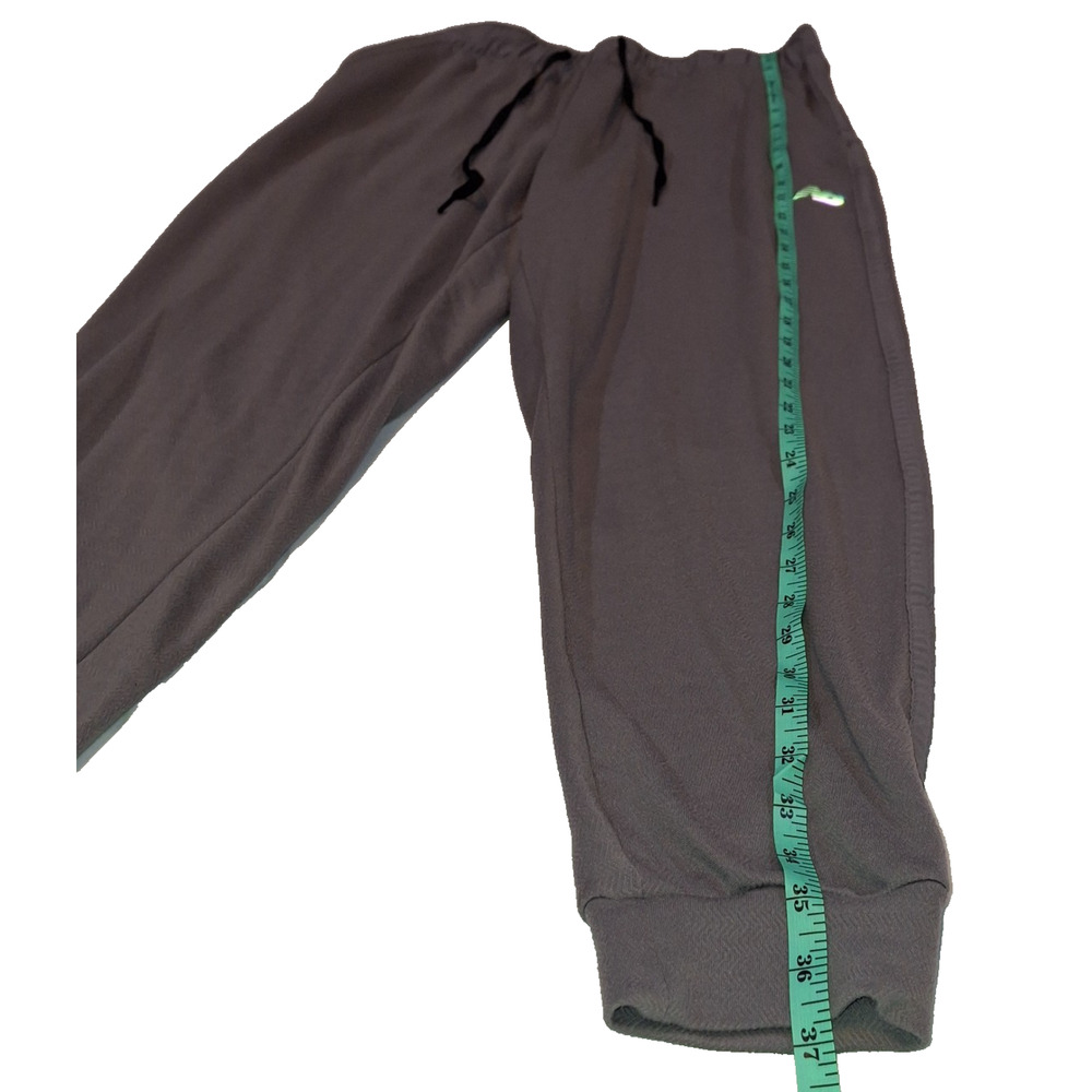 New Balance Men’s Gray Jogger Sweatpants With Holographic Logo Size Small - Picture 5 of 11